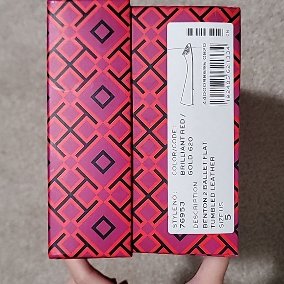 Tory Burch red flats - Picture 4 of 4